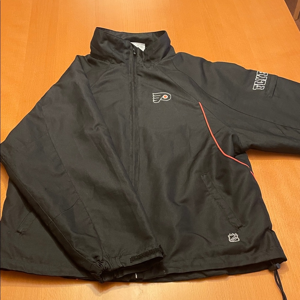 Flyers lightweight jacket boys size L